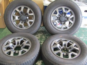 【冬の先取りセット】スズキ　JB74系　ジムニー　シエラ純正　5.5J　+5　139.7　5H　215/70R15■