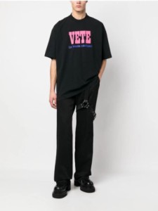【送料無料】VETEMENTS ヴェトモン 23ss 新作 ピンク 男女兼用 半袖Tシャツ 並行輸入品