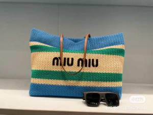 バッグmiumiu刺繍、コットン裏地、超軽量、大容量