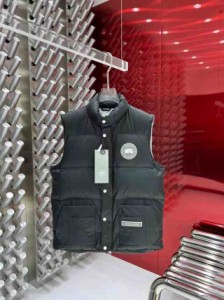 CANADA GOOSE カナダグース ダウン ベスト 新品 正規