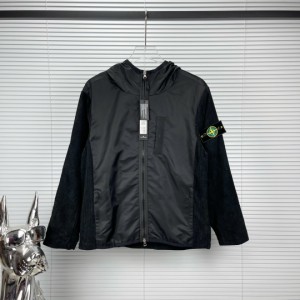 Stone Islandストーンアイランド 2023 ニューパッチワークストライプフーデッドジップジャケット