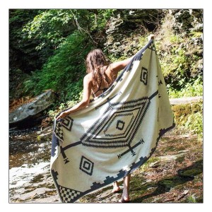 ペンドルトン 大判ビーチタオル オーバーサイズ ロスオッホス Pendleton Oversized Jacquard Towel Los Ojos