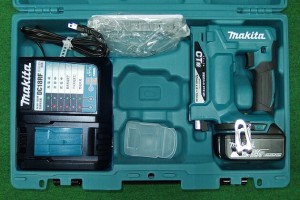 マキタ ST312DRG 18V CT線用充電式タッカ 6.0Ahバッテリ1個付セット 新品【プロ用からDIY、園芸まで。道具・工具のことならプロショップe