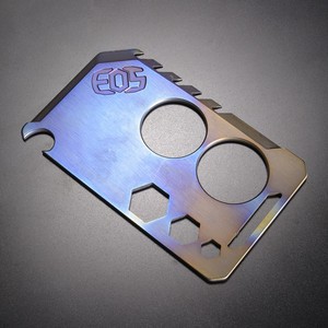 EOS マルチツール チタン製 カードナイフ スペクトラム仕上げ[eoscardf]