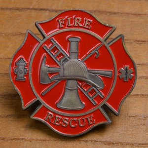 チャレンジコイン FIRE RESCUE マルタ十字型 消防 記念メダル[rev434692]