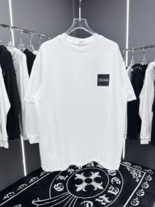 CELINE 3Dエンボス半袖Tシャツファッション