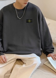 Stone Island ストーンアイランド 24 春夏新作 ベーシック クラシック クルーネック スウェットシャツ