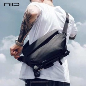 NIID × URBANATURE R1 Radiant Urban Sling スリングバッグ 6L ブランド ボディバッグ メンズ 大きめ 大容量 10ポケット 撥水 ショルダ