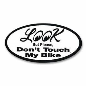 ムーンアイズ DM-160RO LOOK DON’T TOUCH STICKER（ホワイト） MOONEYES 日用品