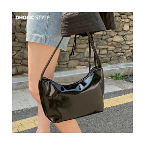 韓国ファッション バッグ ショルダーバッグ カバン 鞄 エナメル 生地 光沢感 モード 大人 着回し 無地 ハンドバッグ