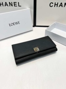 LOEWE ロエベ 牛革クロスハッチ 長財布