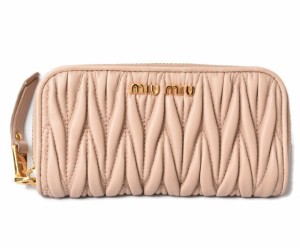 ミュウミュウ キーケース miumiu 6連 MATELASSE/マテラッセ CAMMEO/ピンクベージュ 5M0604 【中古】