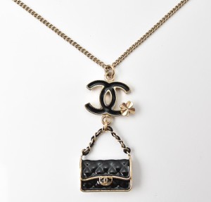 シャネル ネックレス/ペンダント CHANEL ココマーク/バッグ/クローバー モチーフ ゴールド/ブラック【中古】