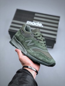 New Balance ニューバランス メンズ スニーカー シューズ M997CNR