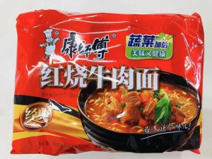 期間大セール  康師傅　紅焼牛肉麺　 5食セット 焼き牛肉入り   中華インスタントラーメン　 中華麺　 牛肉面 中華物産 方便面 紅焼牛肉