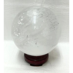 ・天然虹入り水晶玉　レインボークォーツ　径10.5cm 約1.53kg