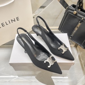  celine ポインテッドトゥサンダル