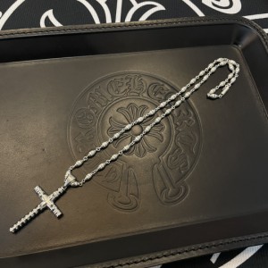 Chrome Hearts クロムハーツヴィンテージアルファベットボールネックレスクロスペンダント