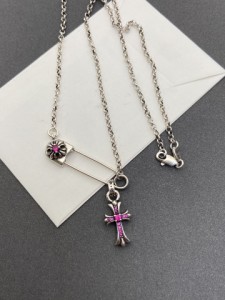 Chrome hearts クロムハーツ クラシックピンクロスネックレス