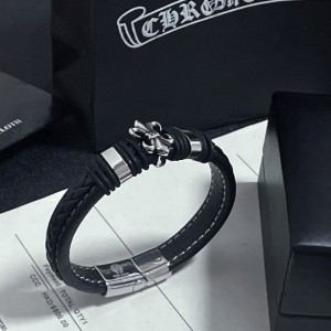 Chrome Hearts クロムハーツ ヴィンテージ スカウトフラワー レザーコードブレスレット