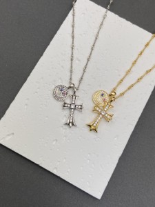 Chrome Hearts クロムハーツ スマイルクロスネックレス