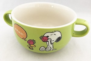 【送料無料】スヌーピーとウッドストック 苺 ストロベリー ピーナッツ PEANUTS SNOOPY&FRIENDS ピーナッツステッカー 耐熱耐水ステッカー