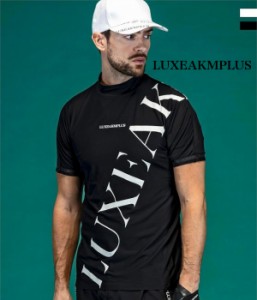 LUXEAKMPLUS リュクスエイケイエムプラス ロゴデザインモックネックTシャツ 半袖 メンズ 男性  ゴルフ スポーツ GOLF ジム トレーニング 