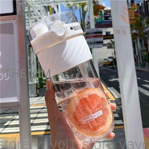 ウォーターボトル 直飲み ストロー付き 500ML 広口タイプ 大容量 プラスチック クリアボトル ワンタッチ 子供?大人兼用 持ちやすい