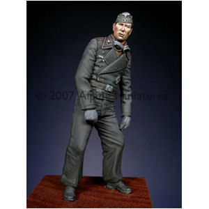アルパイン 1/35 ドイツ戦車兵（WW2 初期）【AM35027】レジン