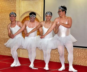 余興 チャイコフスキー バレエ 2次会 発表会 衣装 男性 白鳥の湖 四羽の白鳥 コスプレ スパンコール おもしろコスチューム ダンス 結婚式