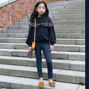 子供服 キッズ 女の子 トップス 長袖 ブラウス Tシャツ 春秋 韓国子供服 ジュニア 丸首 花柄 カジュアル フォーマル インナー 可愛い お