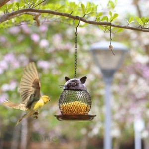 バードフィーダー 小鳥 野鳥 用 給餌器 餌台えさ置き 吊下げ 可愛い 給餌器 餌入れ 鳥 ガーデンオブジェ吊下げ メッシュ 金属