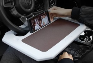 ハンドル テーブル 車 車載テーブル 車内 PC 食事 弁当 タブレット 作業スペース ステアリング 汎用  滑り止め 車載用テーブル ステアリ