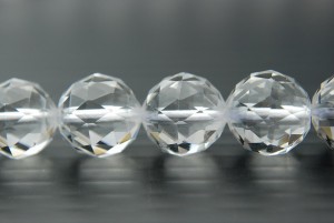 水晶96面トライアングルカット 6mm １連（約38cm）_R781-6/A7-5