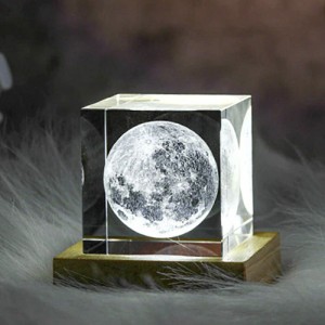 置物 クリスタル 月 ムーン 台座付き LED レーザー 彫り 3D / おすすめ 人気
