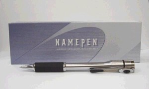 シヤチハタネームペンキャップレスシルバ-既製 ネーム印とボールペン付き