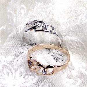 送料無料 ダブルのオープンハートにスワロフスキーのクリスタルが可愛いリング 指輪 BR-4534 