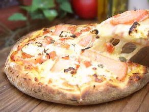 ピザ★スモークサーモンのクリームチーズPIZZA（20cm）本格ピッツァ/チーズ/パーティー/お惣菜/ギフト