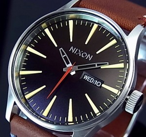 【NIXON/ニクソン】SENTRY LEATHER/セントリーレザー メンズ腕時計 ブラック/ブラウン　A105-019（送料無料）