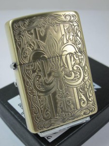 ジッポー豪華Zippo クラシック ユリCross彫刻 ブラス真鍮古美B 新品