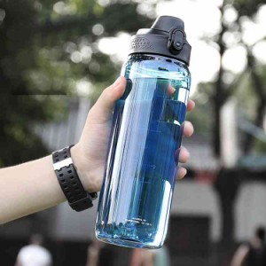 ボトル 水筒 大容量 600ml 800ml 1000ml 1500ml 2000ml 超軽量 漏れ防止 携帯便利 耐熱100℃熱湯対応 アウトドア スポーツ ウォーターボ