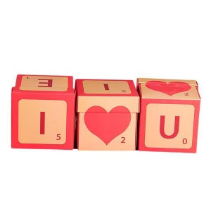 3x バレンタインデー ギフトボックス 蓋付き キャンディボックス 耐久性のある工芸品 ユニークなバレンタインデー ギフト 子供用 パーテ