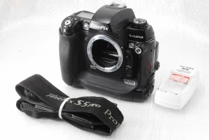 【中古】デジタル一眼レフカメラ FUJIFILM  FinePix S3 Pro