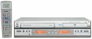 【中古】VHS一体型DVDレコーダー SHARP DV-HRW30 VHS DVD HDD