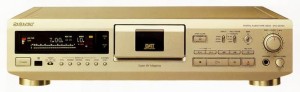 SONY DTC-ZE700 DAT デッキ