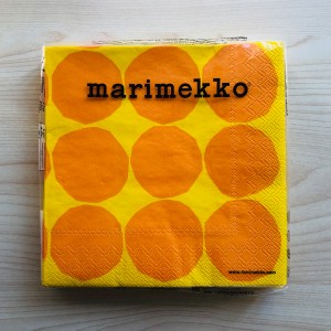 マリメッコ marimekko ペーパーナプキン 紙ナプキン ランチサイズ 20枚 606470 KIVET キヴェット yellow ドット イエロー+オレンジ 紙ナ