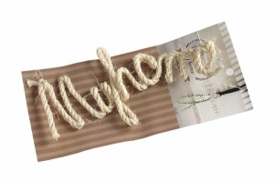 文字ロープ MOJI ROPE My home 25×11cm ［種類指定不可］ (100円ショップ 100円均一 100均一 100均)