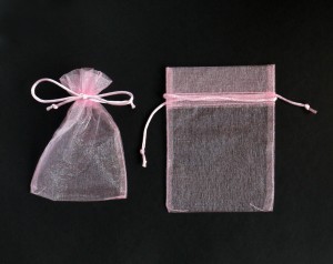 ラッピング 袋(オーガンジーバッグ) ピンク 10×13.5cm 2枚入 (100円ショップ 100円均一 100均一 100均)
