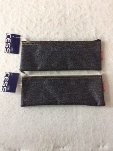 ペンケース デニムタイプ 平型 20.5×7.5×1.4cm ［色指定不可］ (100円ショップ 100円均一 100均一 100均)