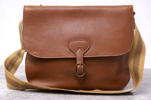 ショルダーバッグ イギリス メンズの通販 Au Pay マーケット